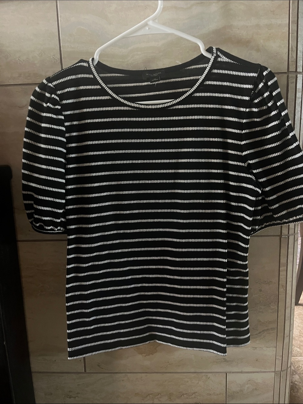 Ann Taylor Black & White Striped Puff-Sleeve Top